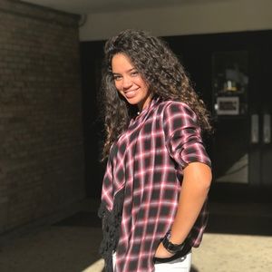 Meet your Posher, Caitlyn